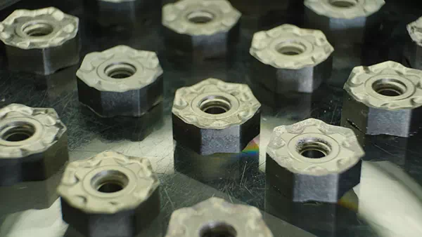 certificazioni per azienda che realizza inserti per lavorazioni meccaniche