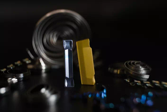 inserti a fissaggio meccanico per la tornitura